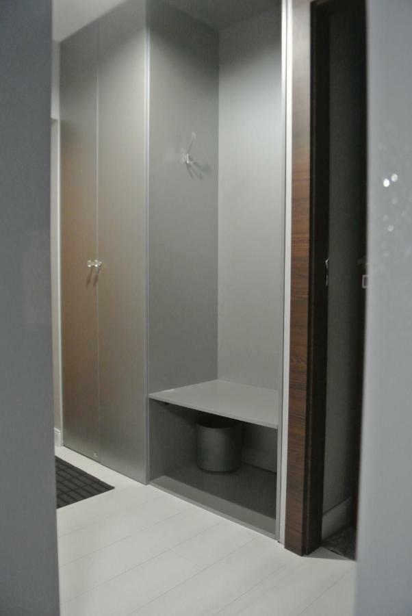 Apartamenty Centrum- Kochanowskiego -Dawniej Two-Bedroom Apartment ジェロナ・グラ エクステリア 写真